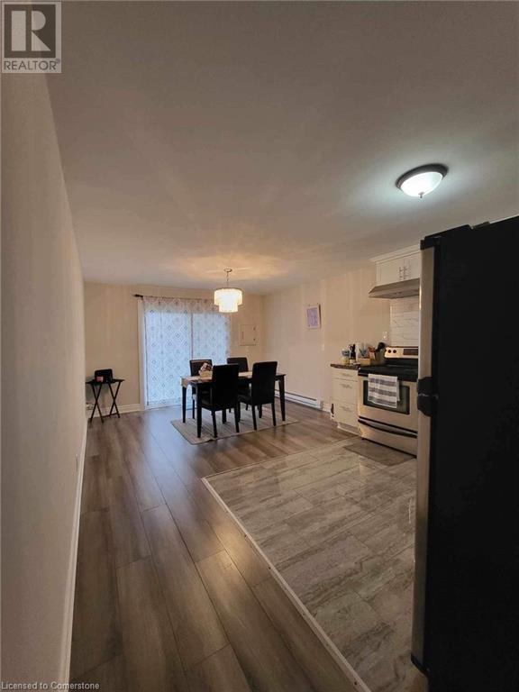 8646 Willoughby Drive Unit# 18, Niagara Falls, Ontario L2G 6X7 - Photo 3 - XH4181949