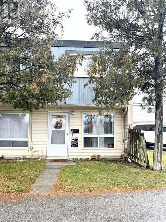 8646 Willoughby Drive Unit# 18, Niagara Falls, Ontario L2G 6X7 - Photo 1 - XH4181949