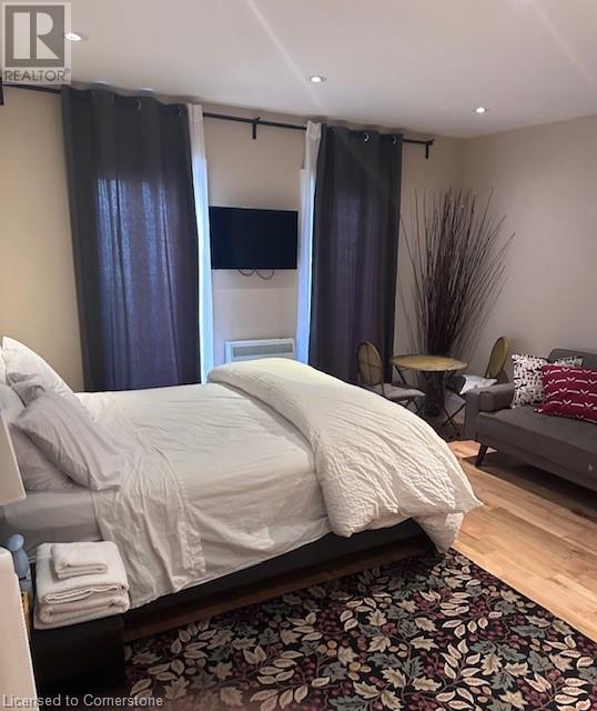 58 King Street Unit# C, Hamilton, Ontario L8H 1G6 - Photo 1 - XH4182193