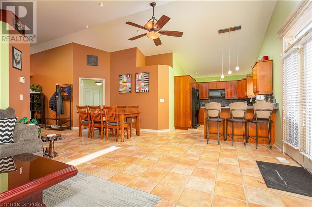 57 Talbot Avenue, Welland, Ontario  L3B 6E9 - Photo 8 - XH4182564