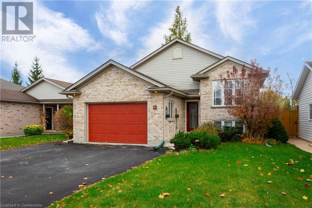 57 Talbot Avenue, Welland, Ontario  L3B 6E9 - Photo 2 - XH4182564