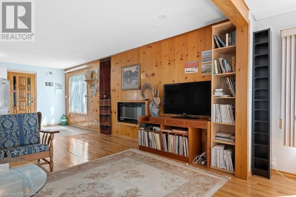 2592 Lakeshore Road, Dunnville, Ontario  N1A 2W8 - Photo 21 - XH4183430