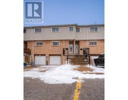 149 ST CATHARINES Street Unit# 15, Smithville, Ontario