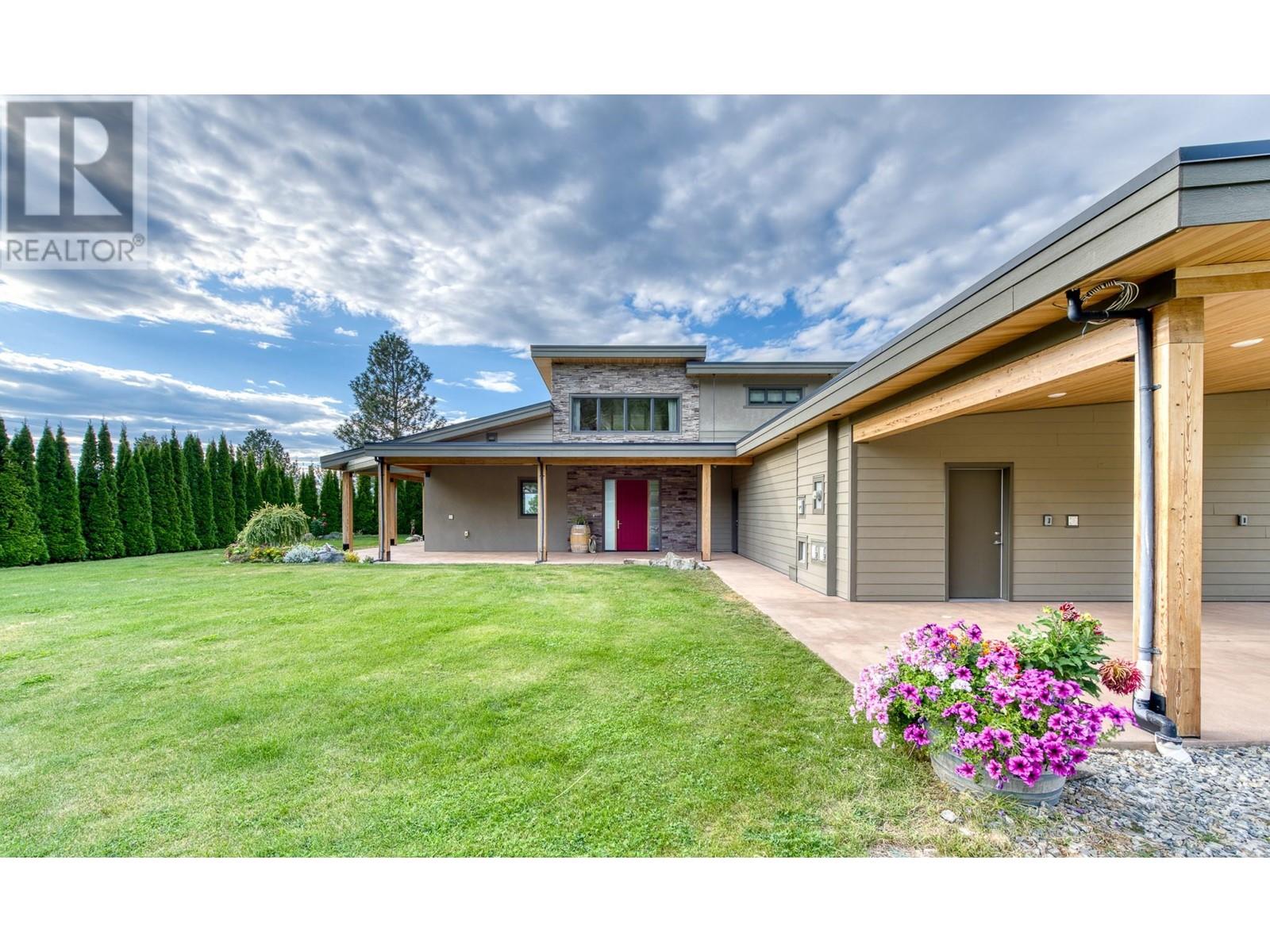 2921 Arawana Road Naramata