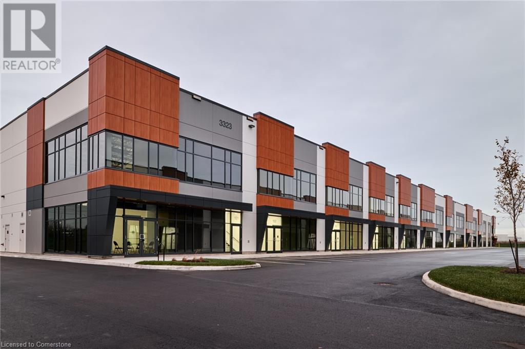 3303 Superior Court Unit# A105, Oakville, Ontario  L6L 0C4 - Photo 3 - XH4184911