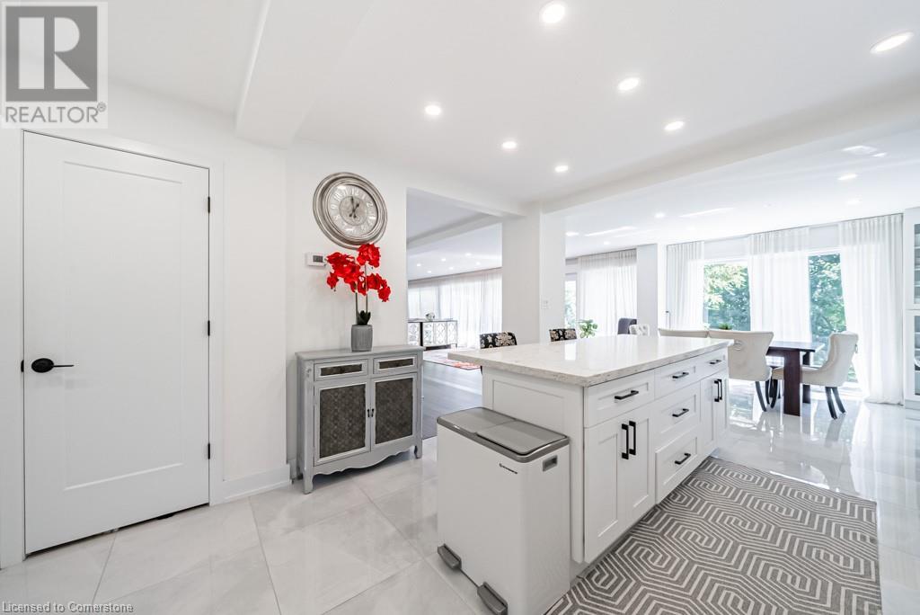 704 Old Dundas Road, Hamilton, Ontario  L9H 5E3 - Photo 7 - XH4185062