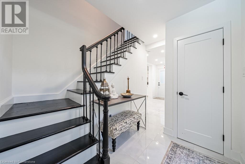 704 Old Dundas Road, Hamilton, Ontario  L9H 5E3 - Photo 26 - XH4185062