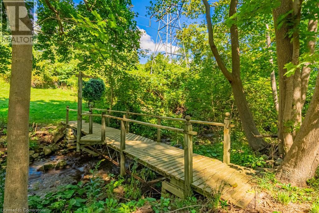 704 Old Dundas Road, Hamilton, Ontario  L9H 5E3 - Photo 38 - XH4185062