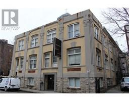 12 WALNUT Street S, hamilton, Ontario