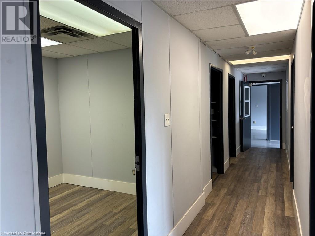 5035 North Service Road Unit# A1-4, Burlington, Ontario  L7L 5V2 - Photo 9 - XH4186705