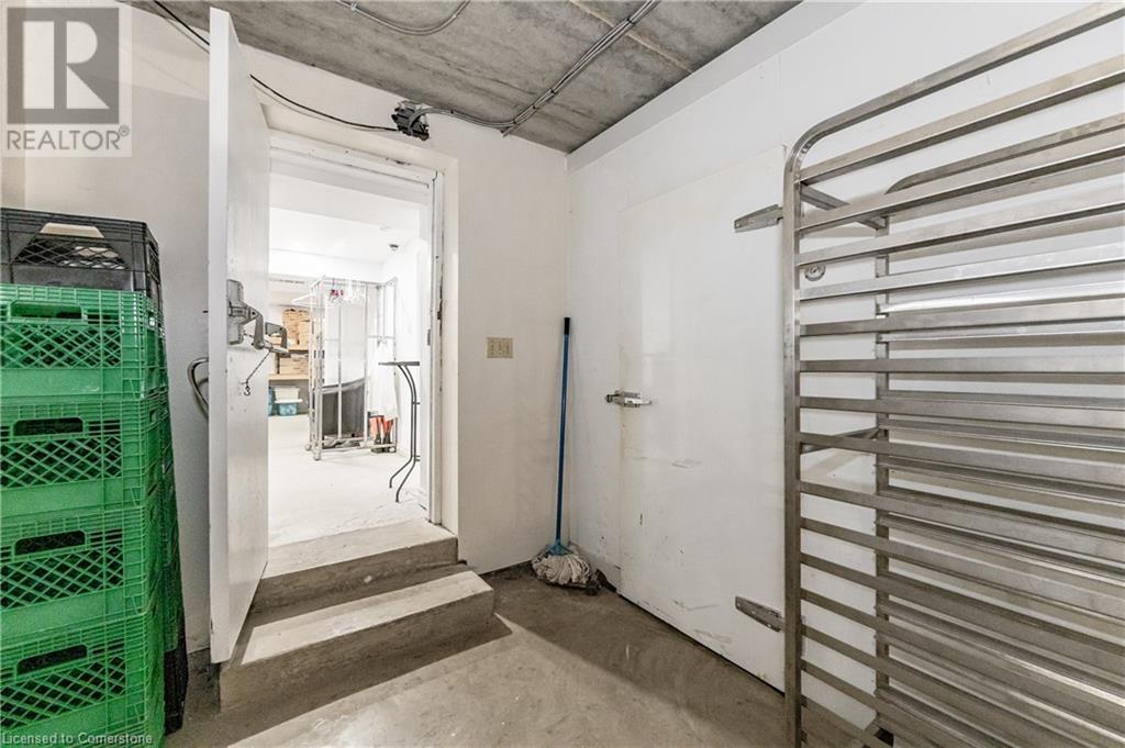 288 Kemp Road W, Grimsby, Ontario L3M 4E7 - Photo 27 - XH4186880