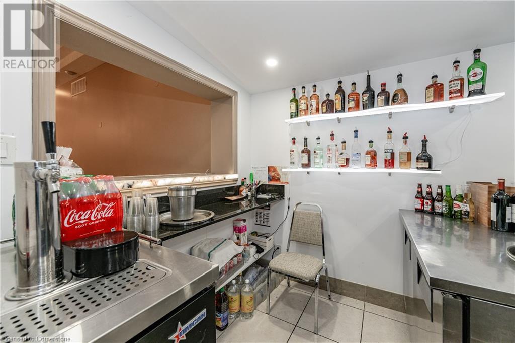 288 Kemp Road W, Grimsby, Ontario L3M 4E7 - Photo 16 - XH4186880