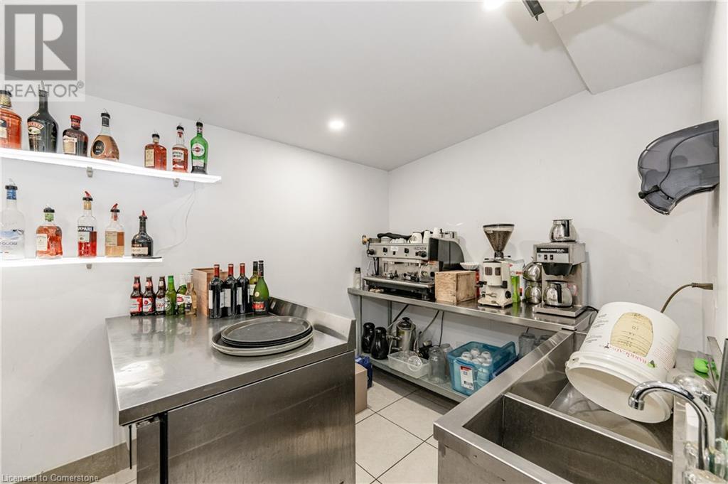 288 Kemp Road W, Grimsby, Ontario L3M 4E7 - Photo 17 - XH4186880