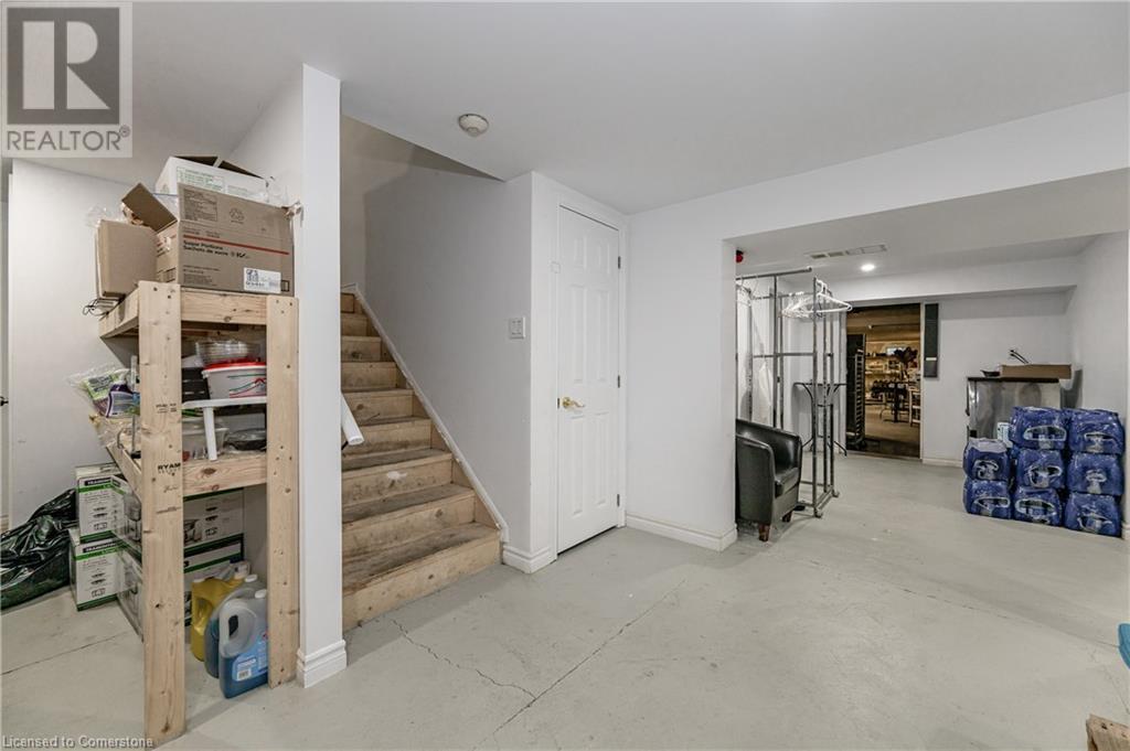 288 Kemp Road W, Grimsby, Ontario L3M 4E7 - Photo 32 - XH4186880
