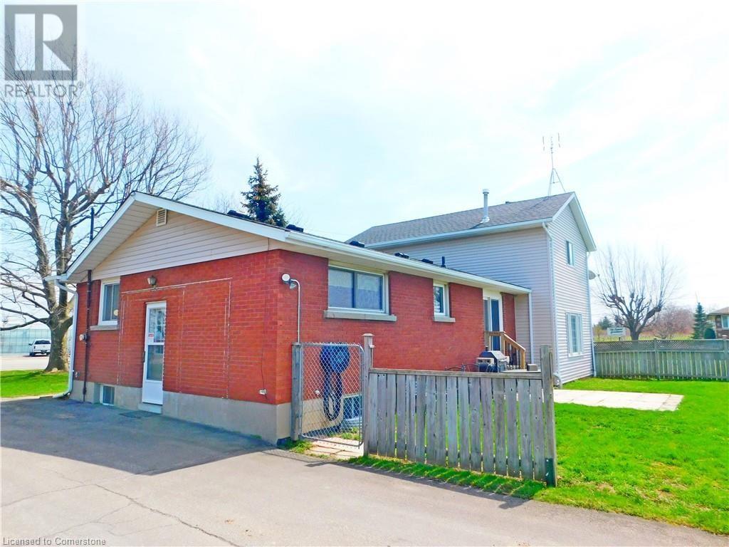 228 Read Road, St. Catharines, Ontario  L2R 7K6 - Photo 1 - XH4187476