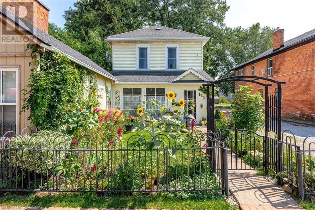 124 Main Street W, port colborne, Ontario
