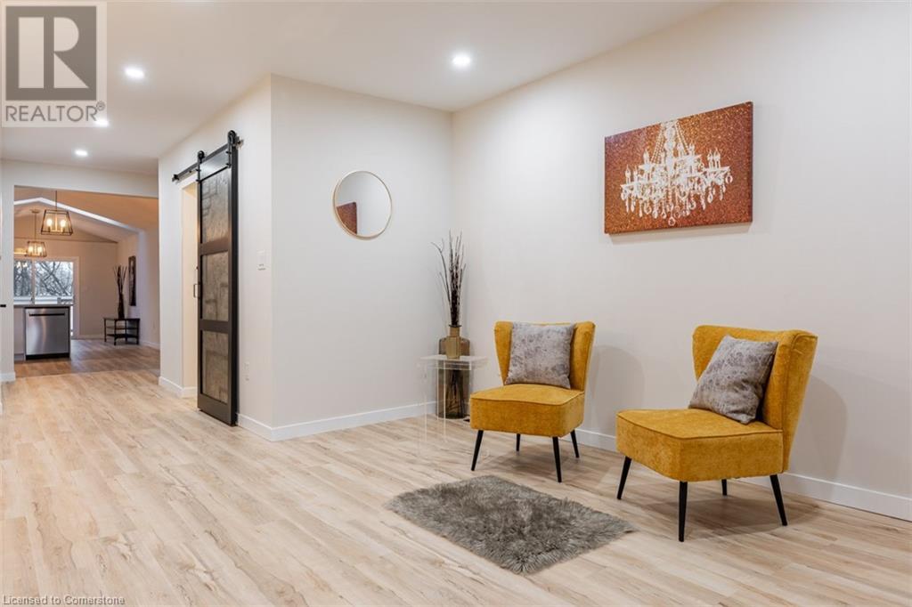 5759 Robinson Street, Niagara Falls, Ontario L2G 2B3 - Photo 8 - XH4188836