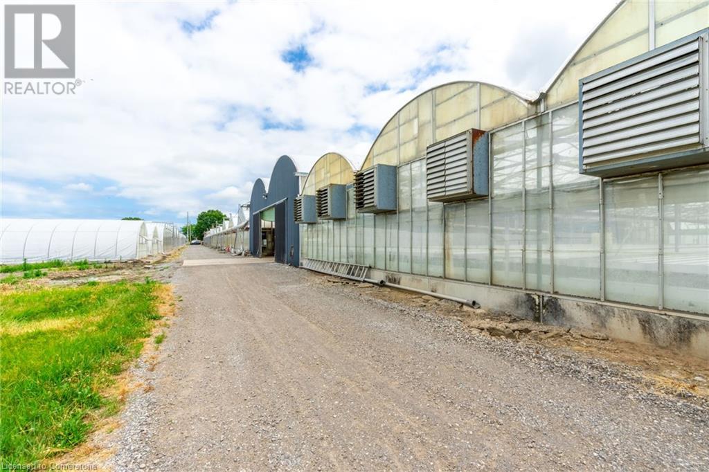 220 Read Road, St. Catharines, Ontario L2R 7K6 - Photo 49 - XH4189023