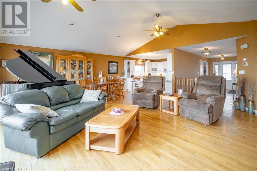 2948 North Shore Drive, Lowbanks, Ontario  N0A 1K0 - Photo 8 - XH4189649