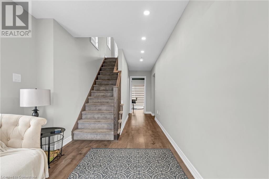 110 Hibiscus Lane, Hamilton, Ontario  L8K 5J3 - Photo 4 - XH4190842