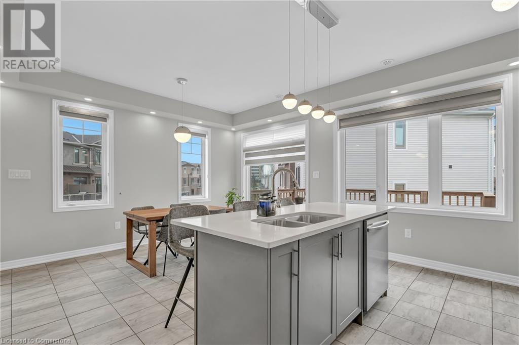 110 Hibiscus Lane, Hamilton, Ontario  L8K 5J3 - Photo 11 - XH4190842