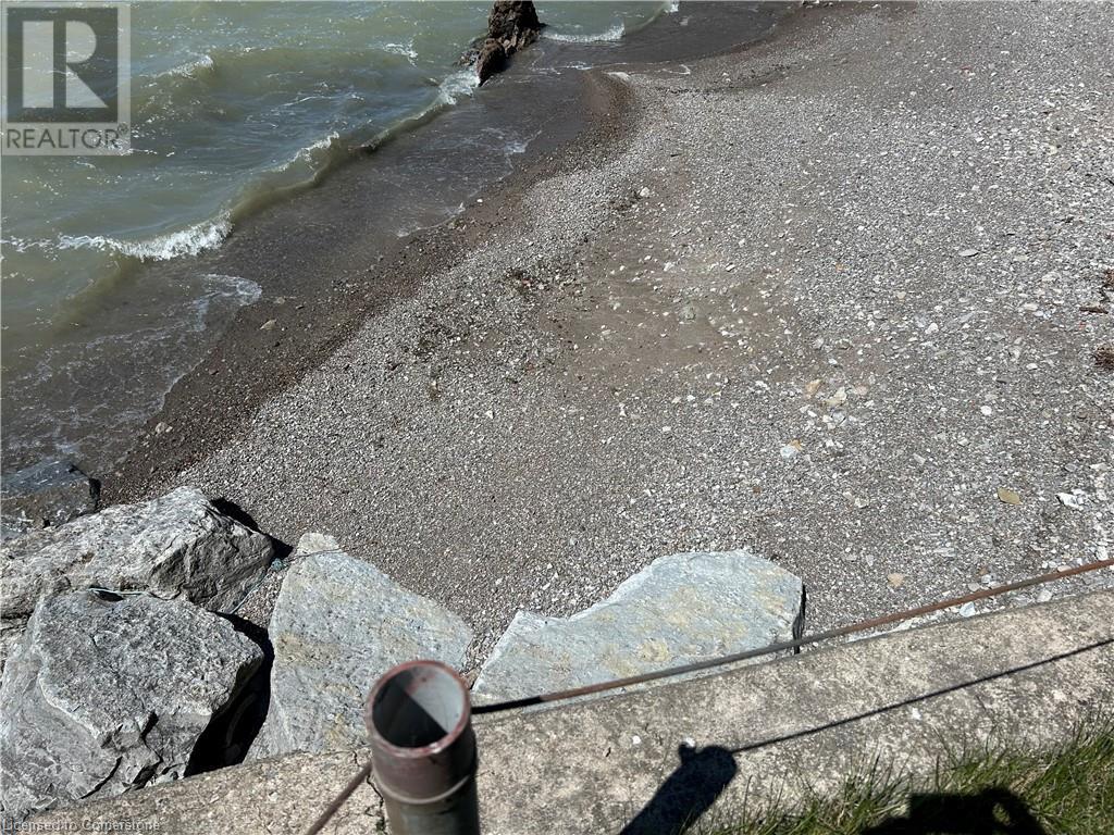 3076 Lakeshore Road, Dunnville, Ontario  N1A 2W8 - Photo 18 - XH4191575