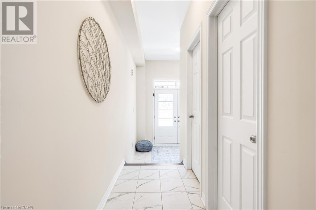 3916 Koenig Road, Burlington, Ontario  L7M 0Z5 - Photo 3 - XH4192420