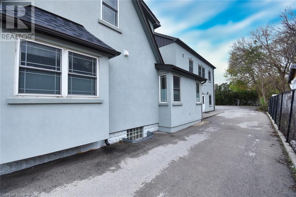 581 Plains Road E, Burlington, Ontario  L7T 2E6 - Photo 34 - XH4192973