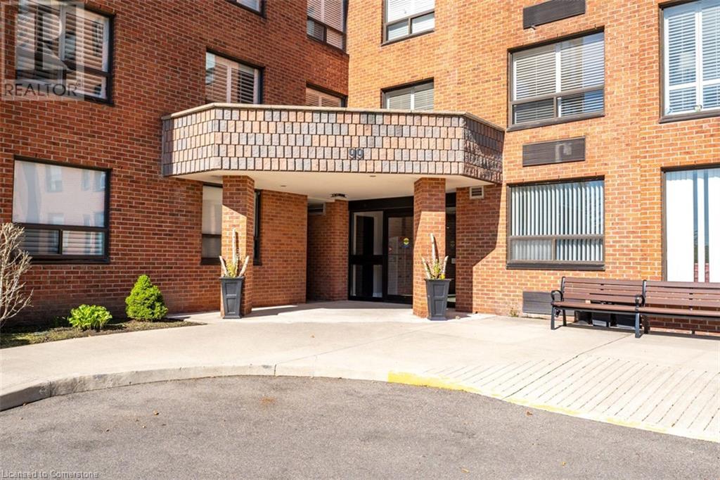 99 Donn Avenue Unit# 208, Hamilton, Ontario L8G 5B2 - Photo 3 - XH4193421
