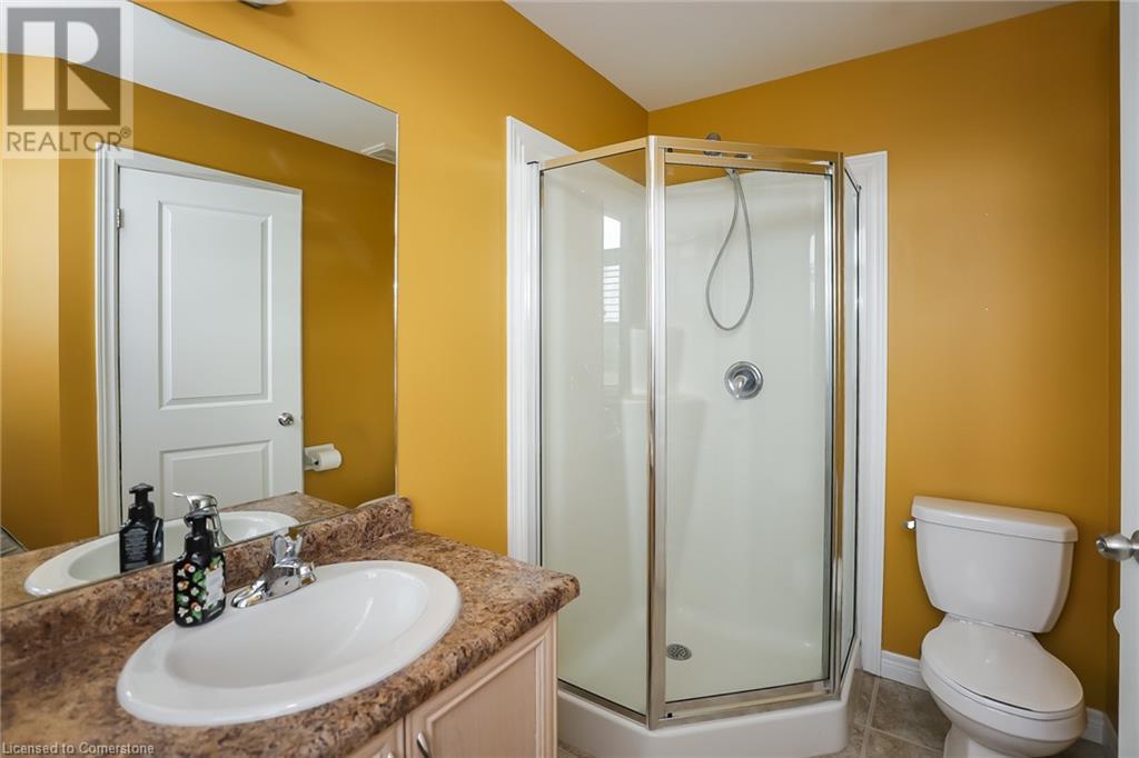 51 Redcedar Crescent, Stoney Creek, Ontario  L8E 0G3 - Photo 15 - XH4193578