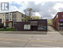637 UPPER JAMES Street, Hamilton, Ontario