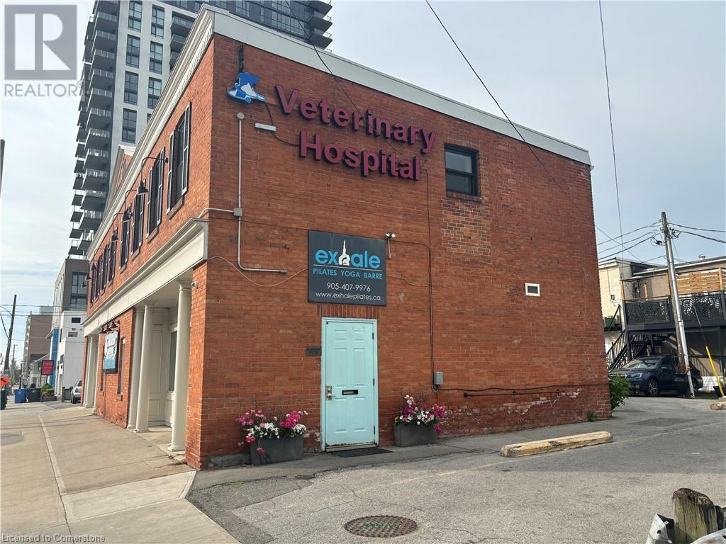 484 John Street, Burlington, Ontario  L7R 2K7 - Photo 4 - XH4194195