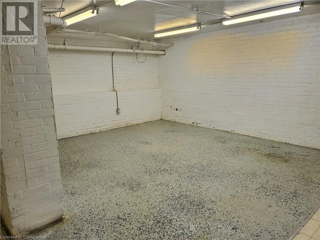 4365 Queen Street Unit# Lower, Niagara Falls, Ontario  L2E 2K9 - Photo 5 - XH4194277