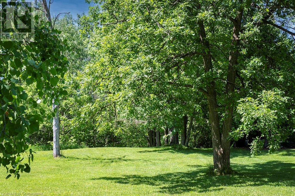 60 Mountsberg Road, Flamborough, Ontario L0P 1B0 - Photo 11 - XH4194537