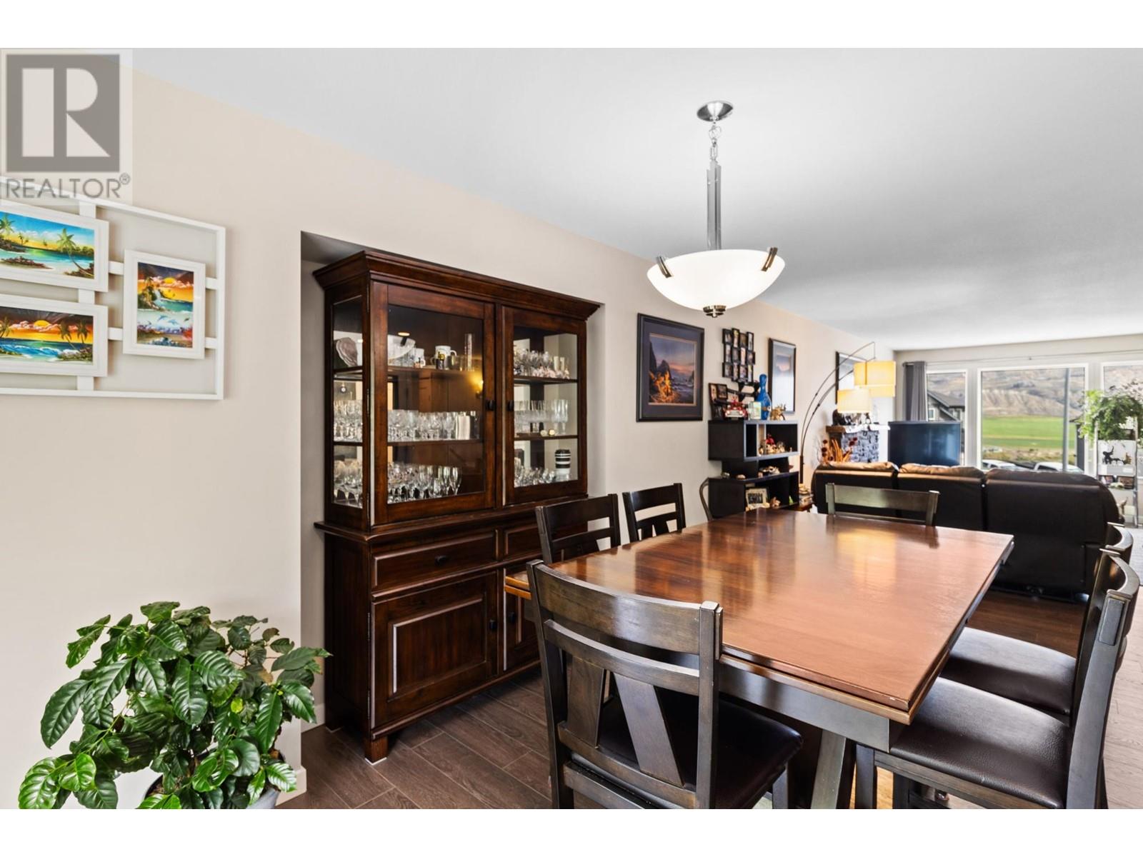 8707 Badger Drive, Kamloops, British Columbia   - Photo 13 - 180953