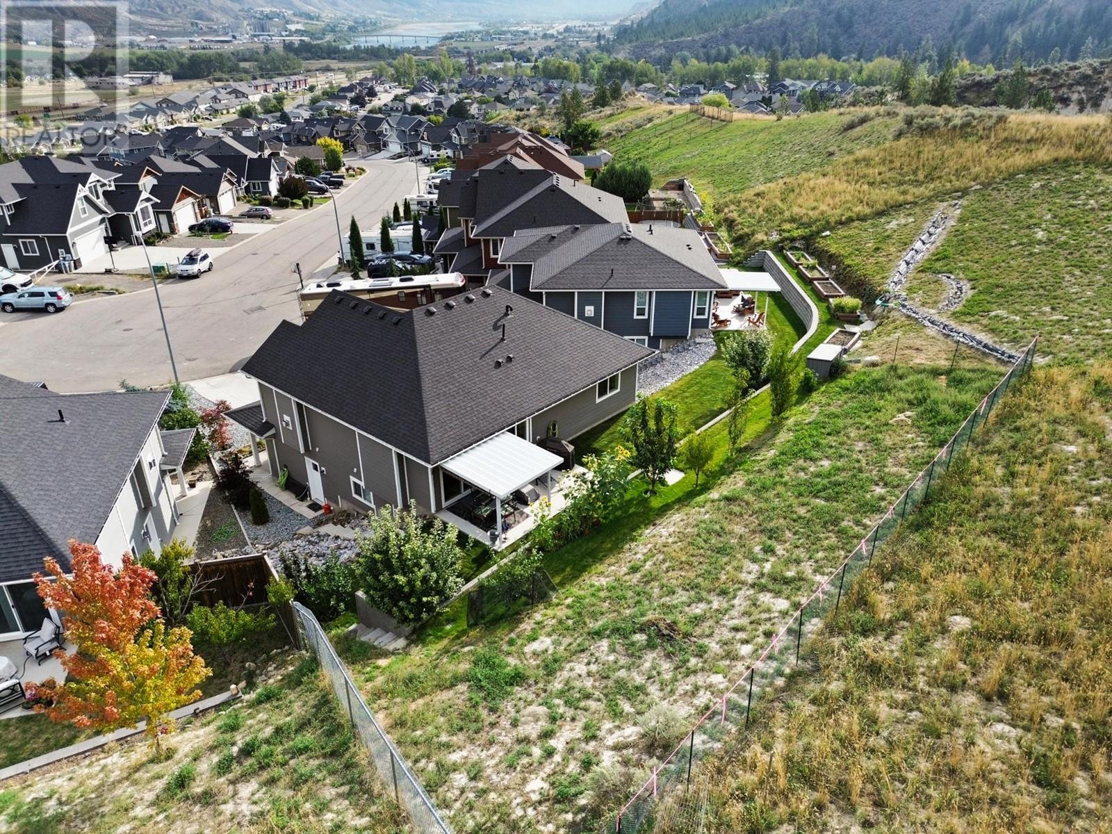 8707 Badger Drive, Kamloops, British Columbia   - Photo 2 - 180953