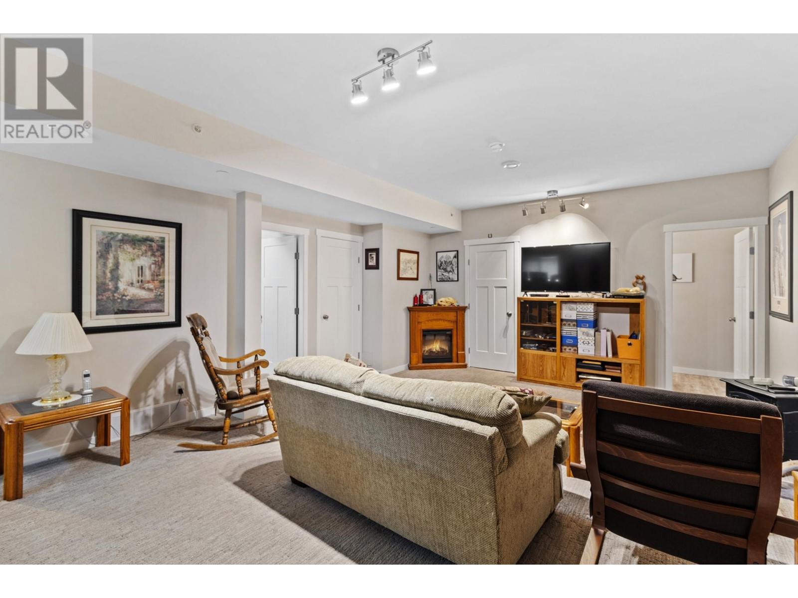 8707 Badger Drive, Kamloops, British Columbia   - Photo 31 - 180953