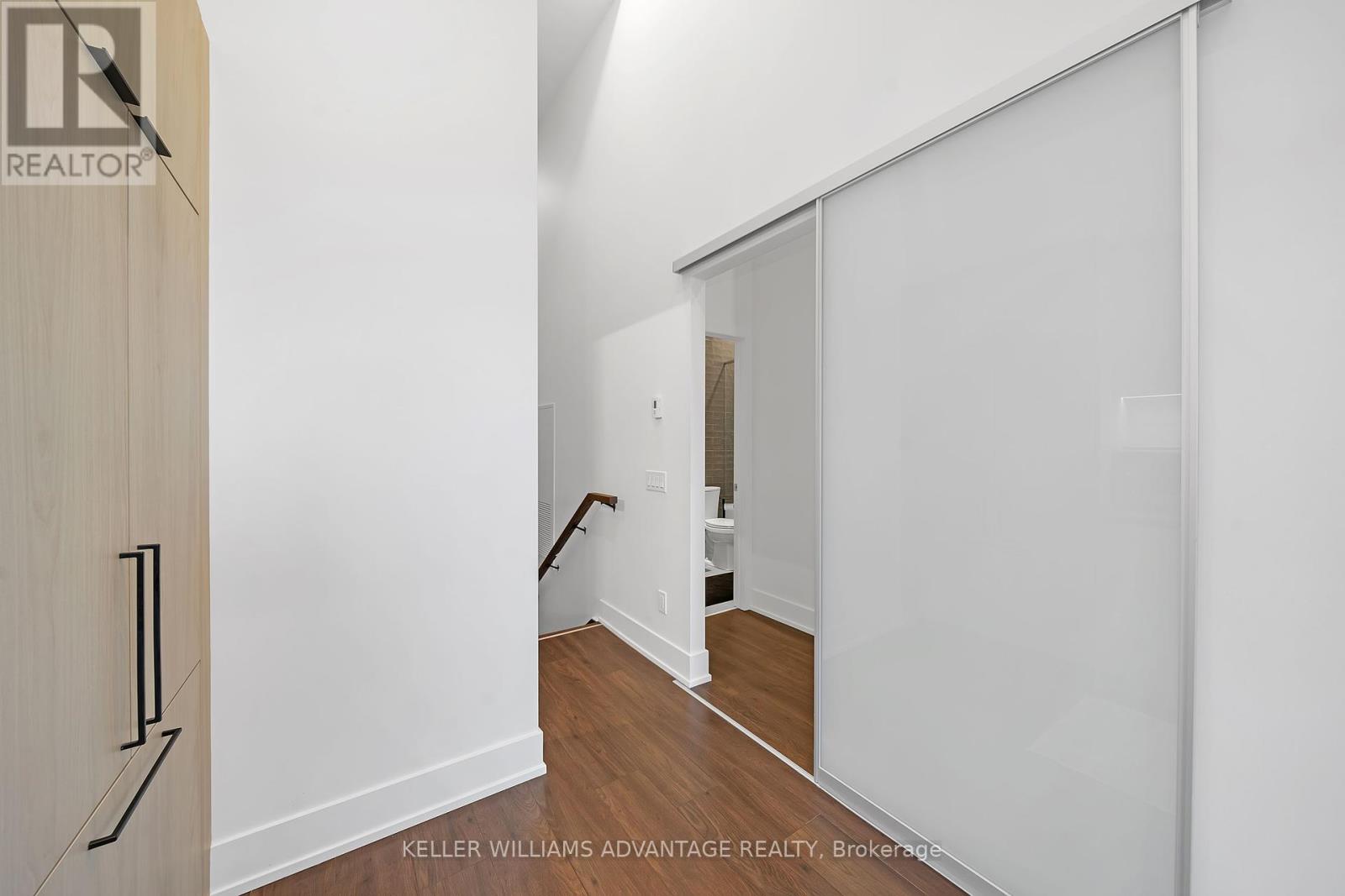 233 - 150 Logan Avenue, Toronto, Ontario  M4M 0E4 - Photo 15 - E9282772