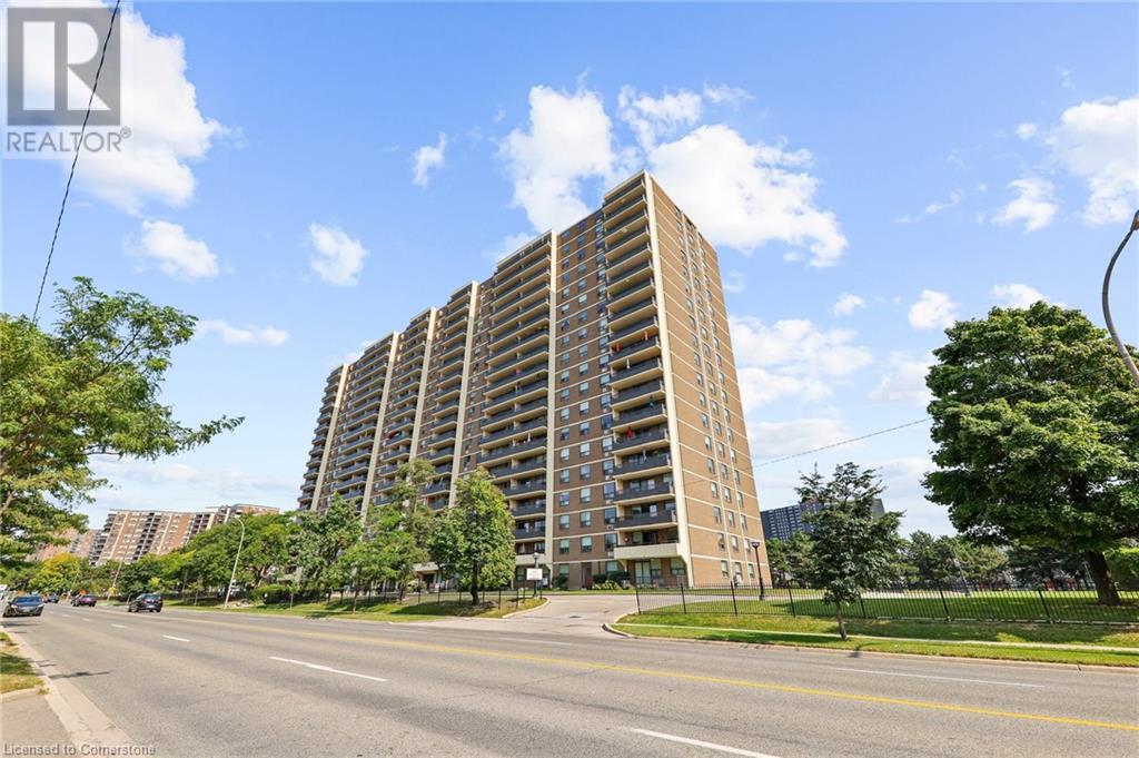 511 The West Mall Road Unit# 1908, Toronto, Ontario  M9C 1G5 - Photo 3 - 40648533