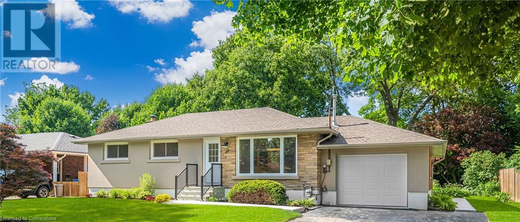 32 STRATHCONA Drive, fonthill, Ontario