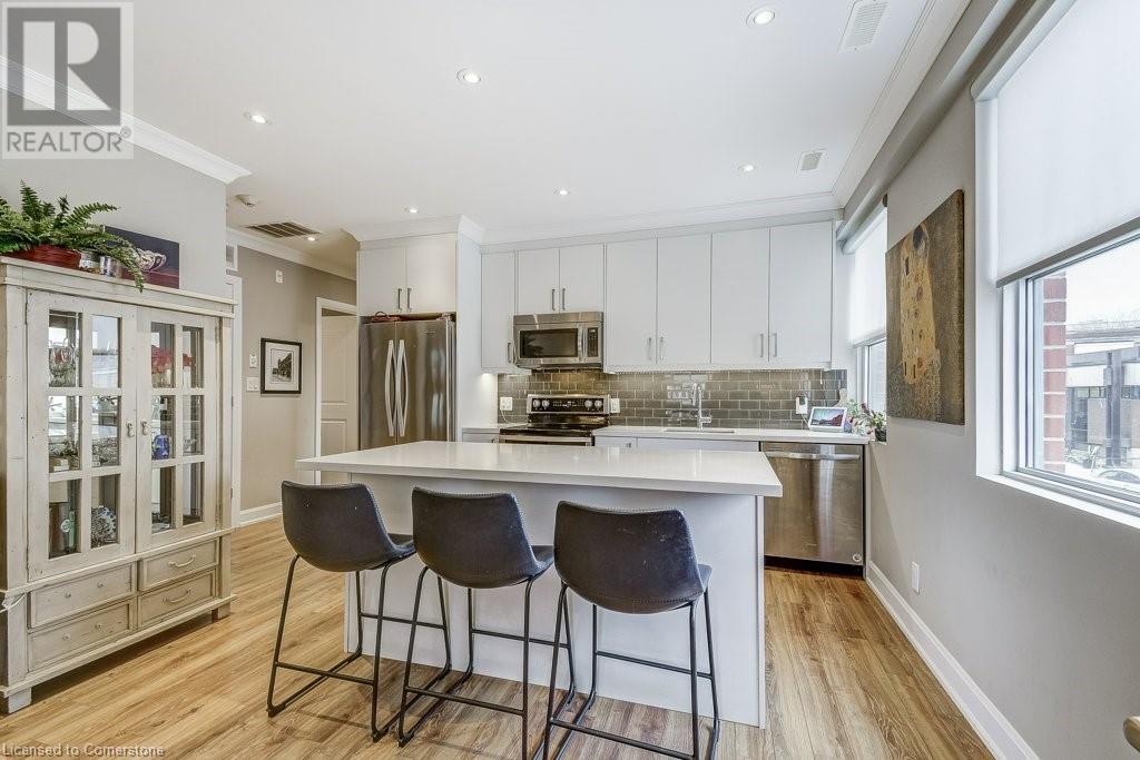 2 KING Street W Unit# 205, dundas, Ontario