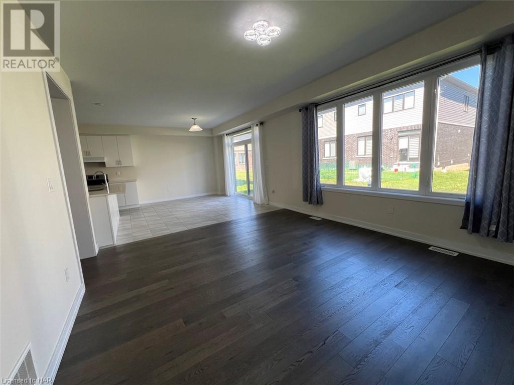 76 Sunflower Crescent Crescent, Thorold, Ontario  L3B 5N5 - Photo 16 - 40639138