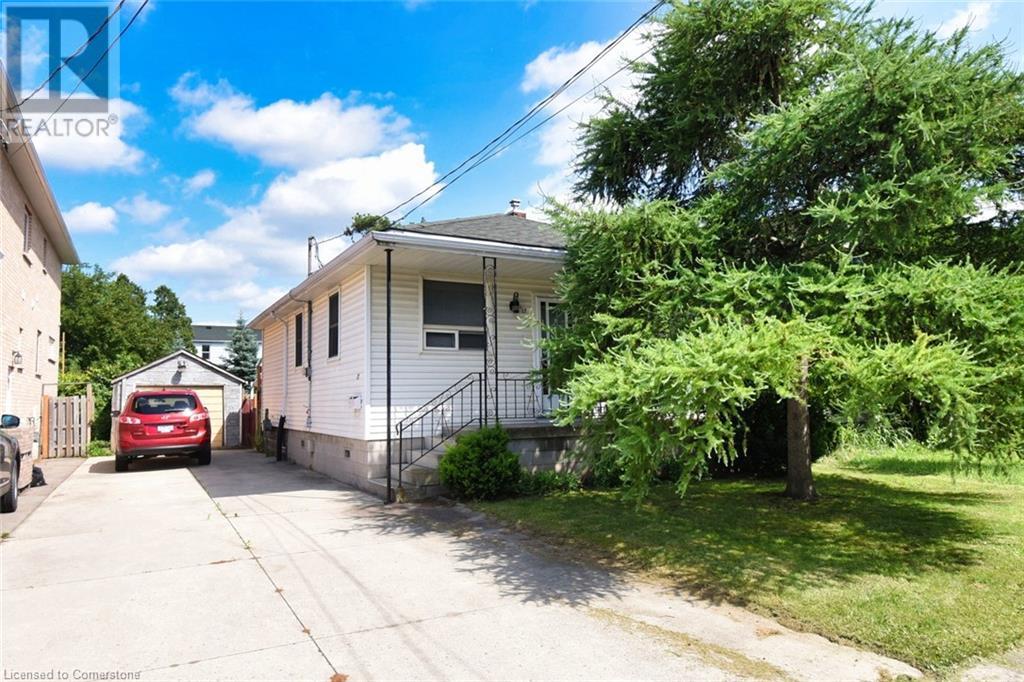 17 Craigroyston Road, hamilton, Ontario