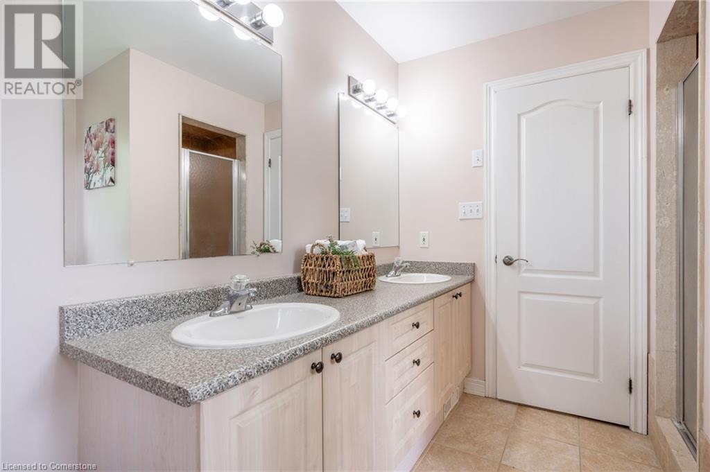 718 Rymal Road E, Hamilton, Ontario  L8W 1B3 - Photo 29 - XH4196774