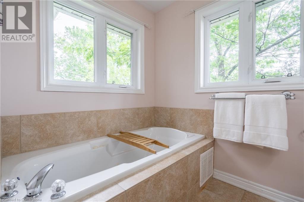 718 Rymal Road E, Hamilton, Ontario  L8W 1B3 - Photo 30 - XH4196774