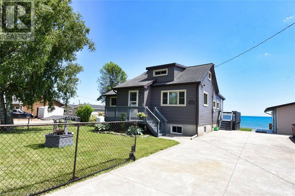 Property at 906 LAKESHORE Road image 1