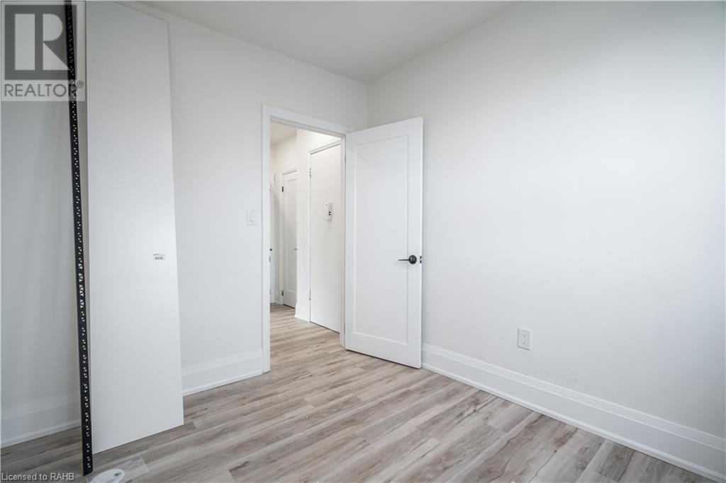 611 Concession Street Unit# 3, Hamilton, Ontario L8V 1B4 - Photo 9 - XH4197461