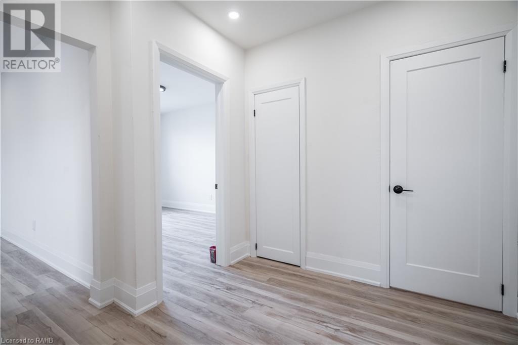 611 Concession Street Unit# 3, Hamilton, Ontario L8V 1B4 - Photo 5 - XH4197461