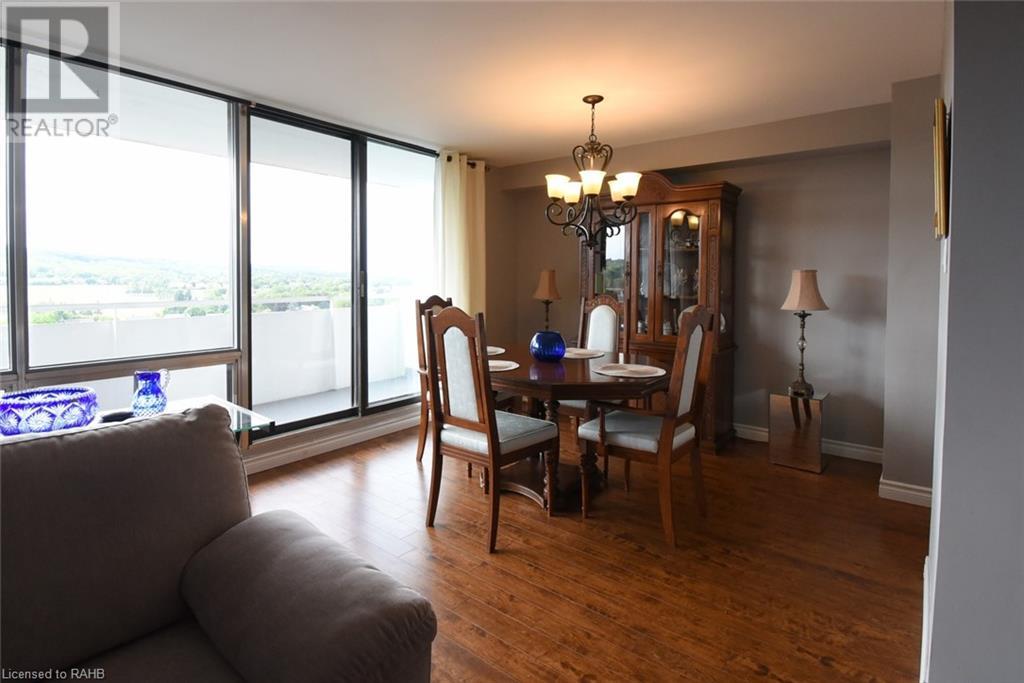 2055 Upper Middle Road Unit# 1610, Burlington, Ontario  L7P 3P4 - Photo 10 - XH4197749