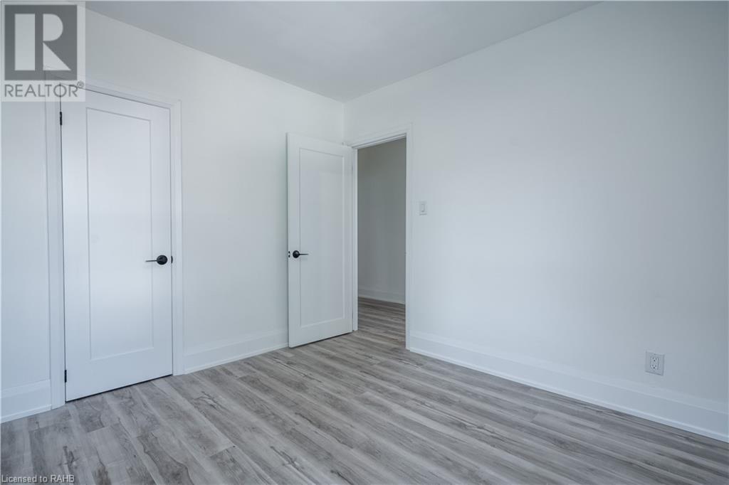 165 Park Row S Unit# 3, Hamilton, Ontario L8K 2K1 - Photo 8 - XH4197752